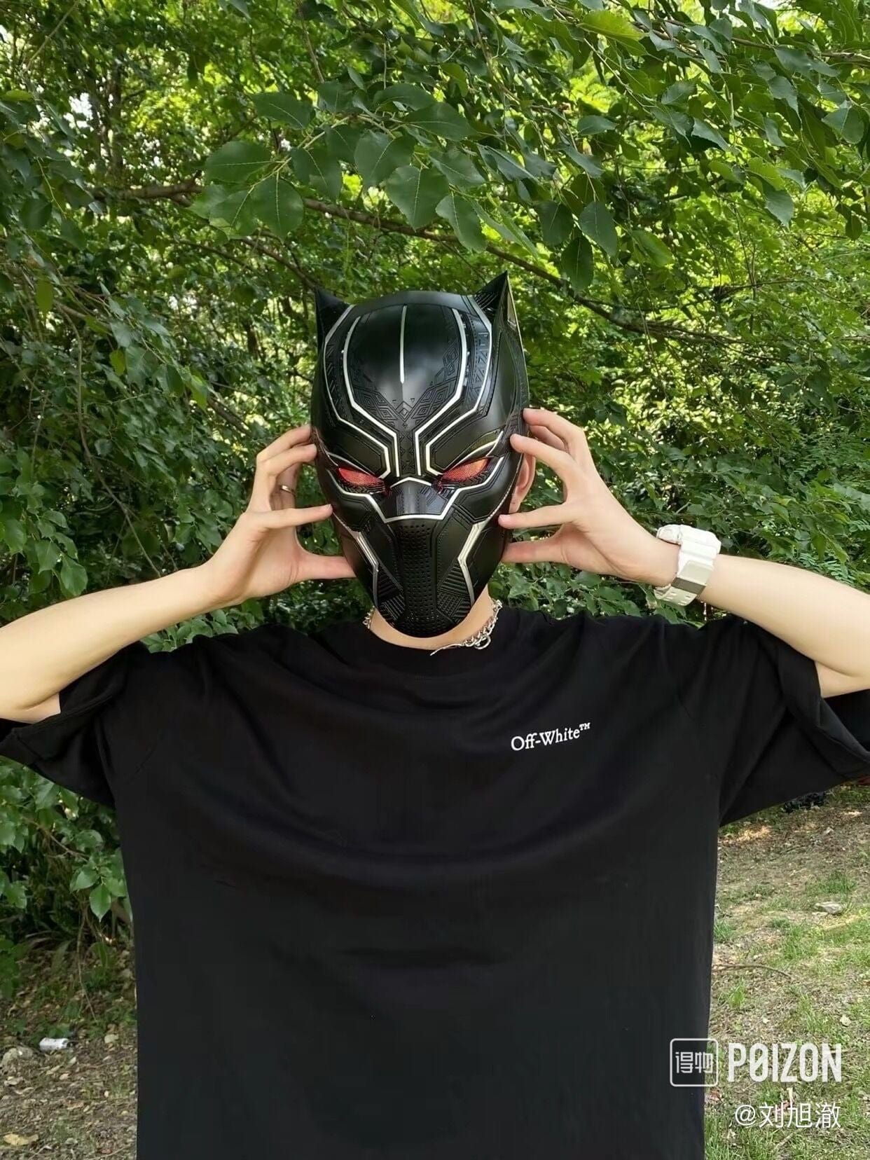 1:1 Collectible Wearable Black Panther Helmet w/Eye Lights Touch Control System Wearable Black Panther Helmet w/Bluetooth Speaker