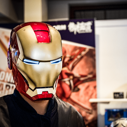 Killerbody 1: 1 Collectible  Iron Man MK7 Wearable Helmet with Bluetooth Speaker Stand