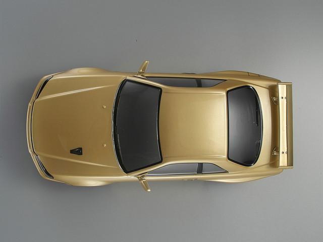Killerbody 1/10 48645 NISSAN SKYLINE (BNR34)  Finished Body Champagne-gold